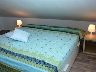 Schlafzimmer 4