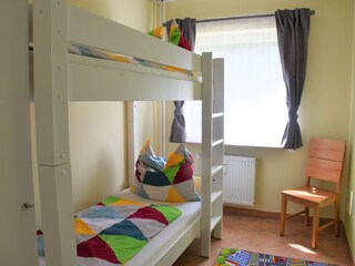 Kinderzimmer mit Etagenbett