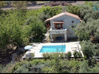 Video ansehen? Auf YouTube Villa Stafro Filisa eingeben