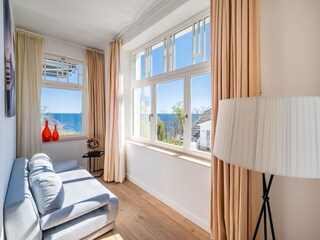 gemütliche Loggia mit Meerblick