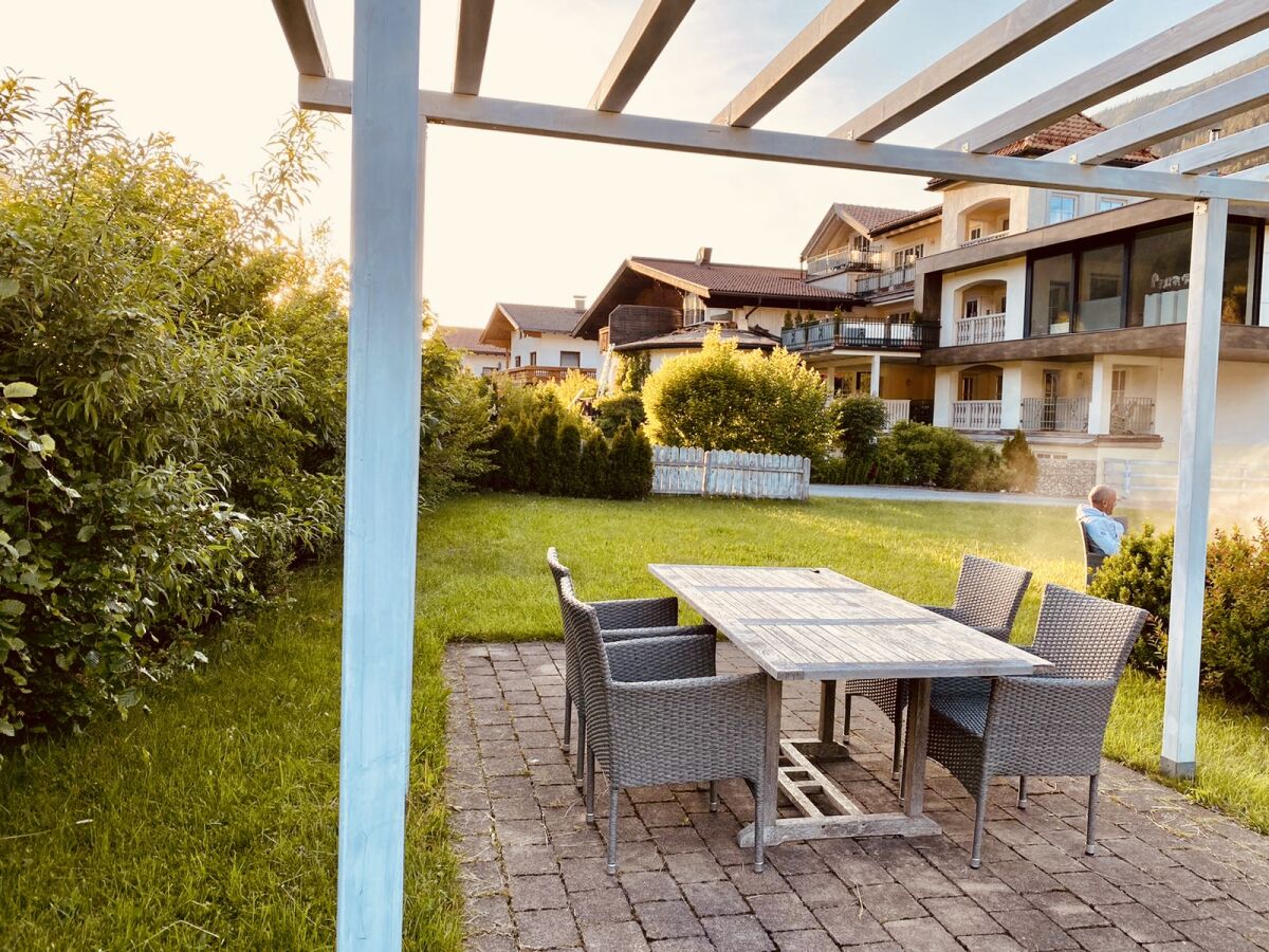 Einer der 2 Grillplätze in unserem Garten.