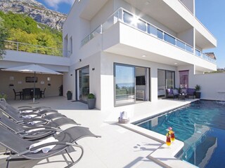 Ferienhaus Anja mit Pool Makarska