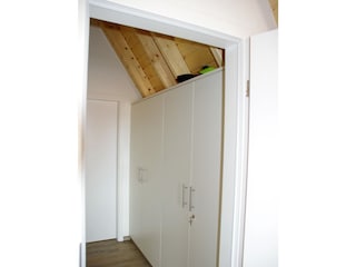 Flur OG mit Kleiderschrank