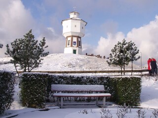 Wasserturm Langeoog: Mittelpunkt zu allen Jahreszeiten