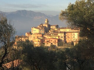 next village 15 min. by foot: Pai di sopra