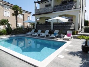 Ferienwohnung Villa Luka Apartment Red mit Pool - Funtana - image1