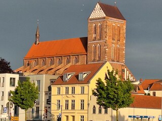 Nikolaikirche Wismar im Abendrot