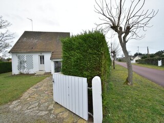 Holiday house Saint-Germain-sur-Ay Environment 26