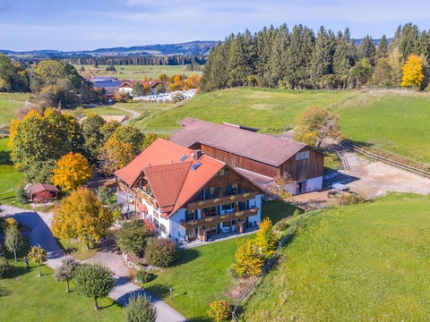 Ferienwohnung Hochplatte im Ferienhof AllgäuMax