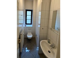 Guest Restroom
