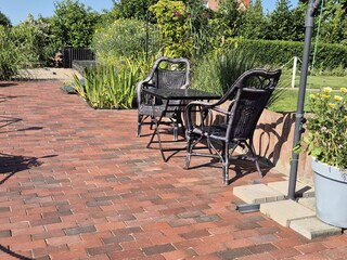 Sitzgelegenheit am Wasser