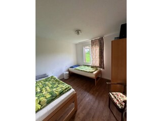Zweites Schlafzimmer