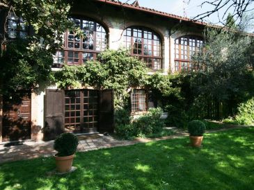 Exklusives Landhaus mit großzügigem Garten und Privatpool