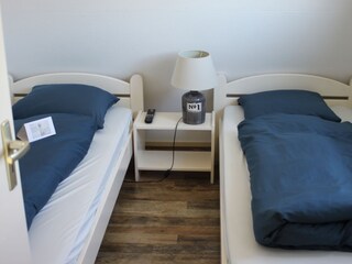 Schlafzimmer 2x 80x200  Yperhof 17