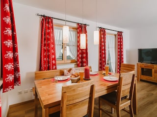Wohnzimmer Esstisch