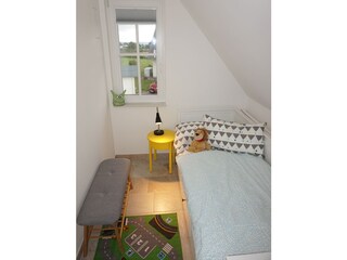 Kinderzimmer 2 im Obergeschoss