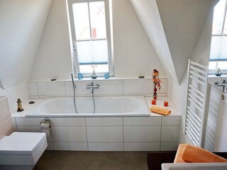 Vollbad im Obergeschoss