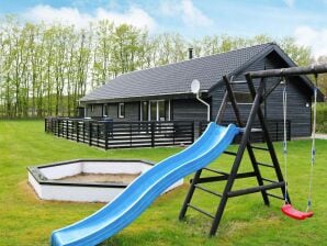 8 Personen Ferienhaus in Storvorde-By Traum - Egense - image1
