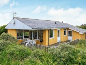 8 Personen Ferienhaus in Hjørring - Nørlev Strand - image1