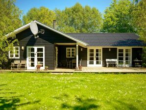 Holiday house 8 person holiday home in Idestrup - Uslev - image1