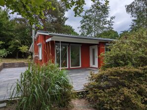 Holiday house Werder/Havel: Idyllic summer house near a lake - Werder/Havel - image1