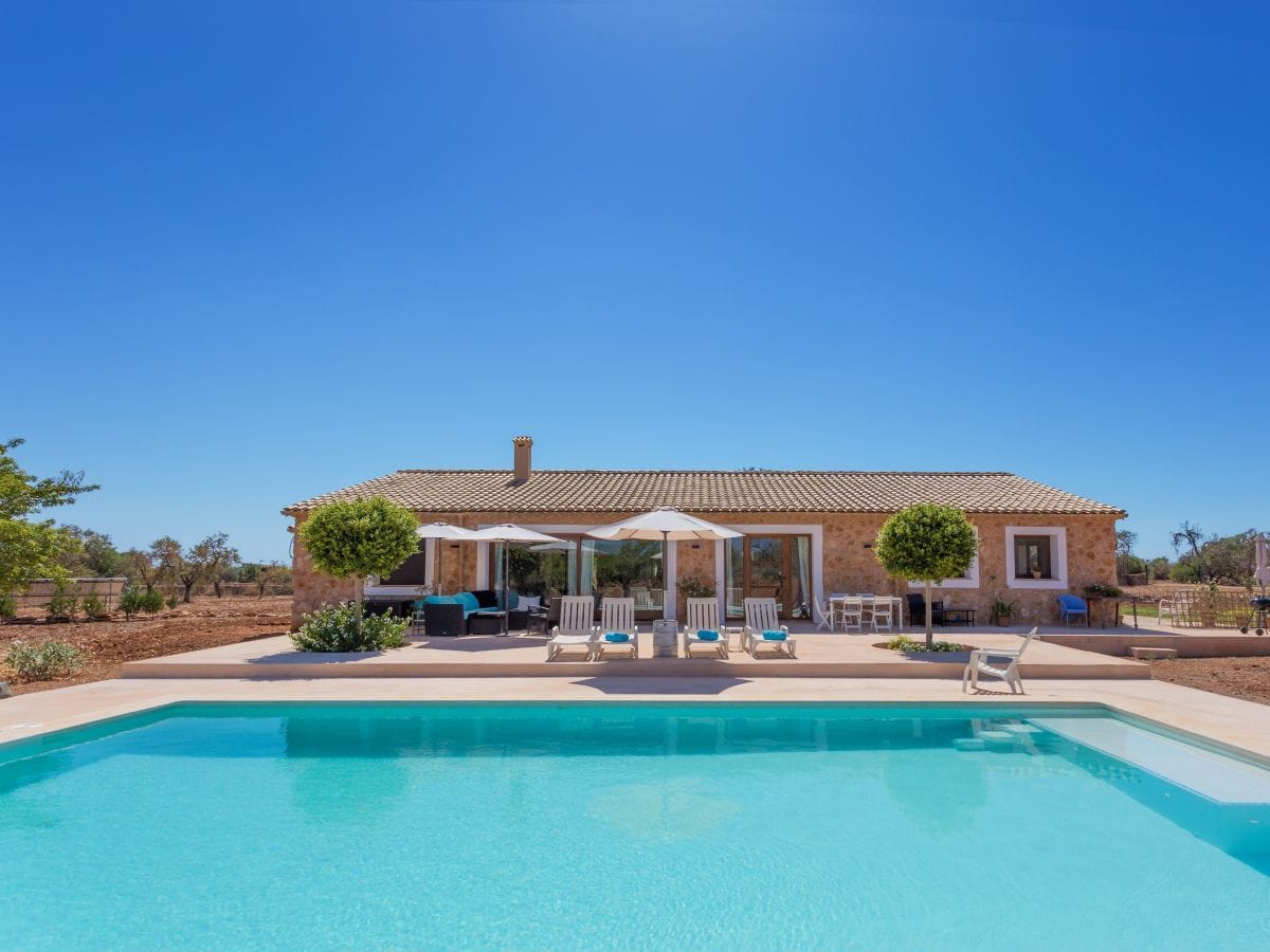 Villa Calma with pool and terrace