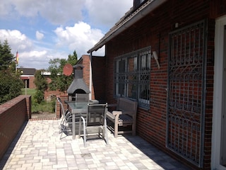 Süd-Terrasse für Grillmeister