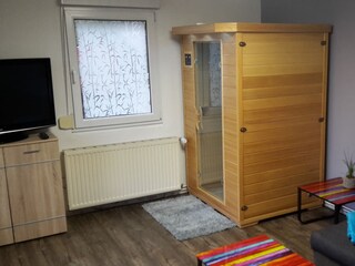 Wohnzimmer mit Infrarot Sauna