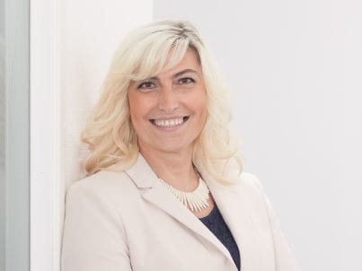 Mme Olga Lindoerfer