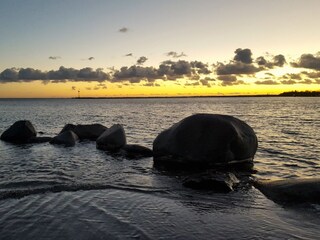 Abendstimmung mit Blick zum Festland