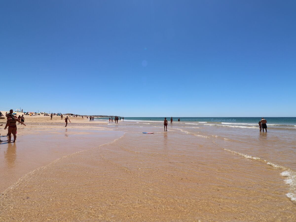 7 km Sandstrand mit Dünen bis Albufeira