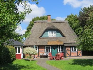 Holiday house "Frieda", a thatched holiday paradise.