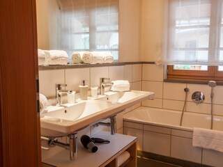 Holiday apartment Garmisch-Partenkirchen Features 38