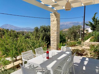 Villa Kamilari Outdoor Recording 3