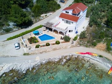 Villa House Jakas