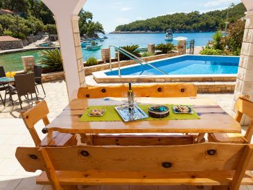 Villa House Jakas