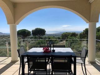 Südterrasse  mit Meerblick