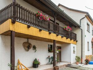 Vakantiehuis in Thüringen met eigen terras, gebruik van de tuin en zwembad - Gleichamberg - image1