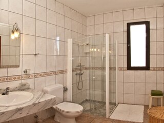 Badezimmer 2