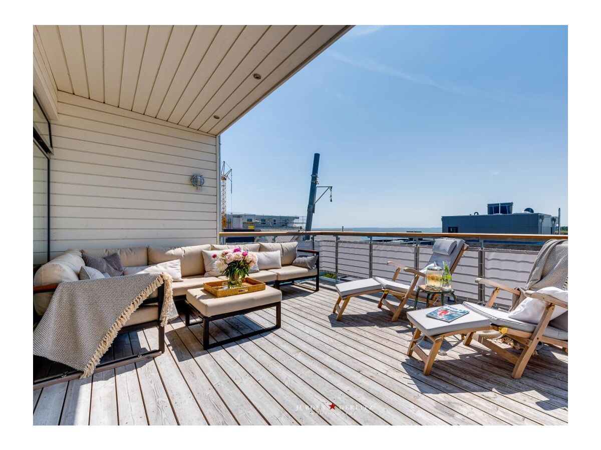 Auf der Ostsee 22 - Dachterrasse mit Loungemöbeln