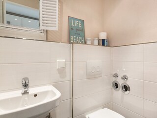 Badezimmer - St Peter Ording Bad, Haus Loreley, Wohnung 30 "Duenensonne im Bad"