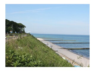 der Strand lädt zu ausgedehnten Spaziergängen ein