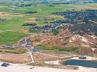 Strand mit Lagune, dahinter Camperduin und Groet