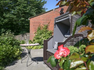 Sitzecke mit Strandkorb