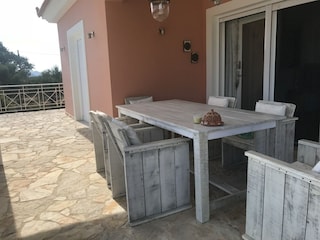 Villa Kamaria Buitenaudio-opname 2