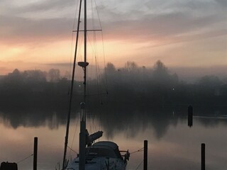 verschleierte Morgenstimmung vor der Haustür