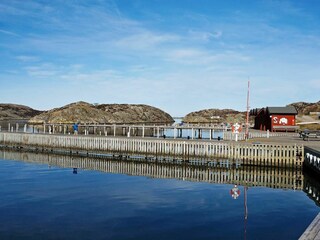 Holiday house Klädesholmen  9
