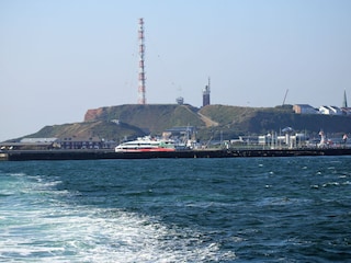 Ansicht auf Helgoland von See