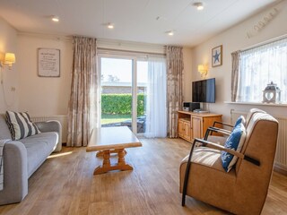 Bungalow Den Burg Features 10