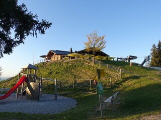 Buchenberg-Alm mit Sessellift 150m vom Haus